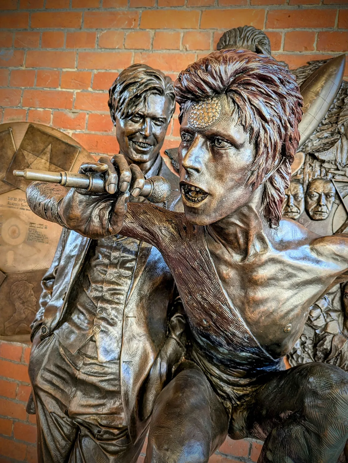 David Bowie Statue