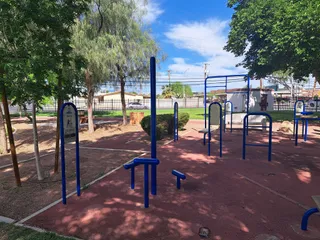 Kianga Isoke Palacio Park