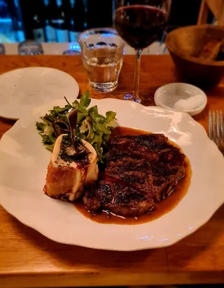 Le Benjamin bar & bistro