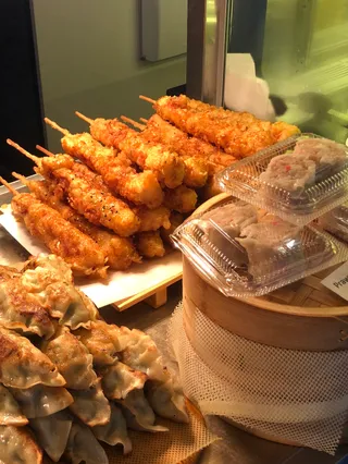 Sushia Sushi Roll & Fresh Bar