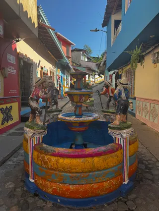 Guatapé Free Walking Tour