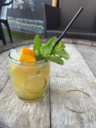 Ollie Vees Tiki Lounge