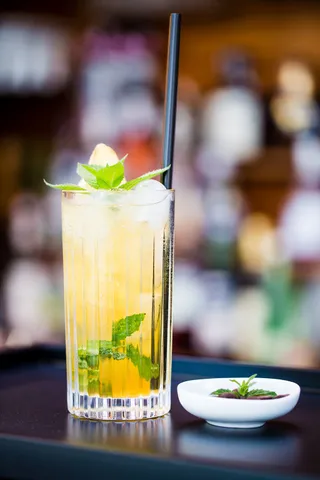 Zori Timeless Hotel & Restaurant