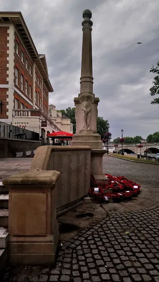 Richmond War Memorial, London