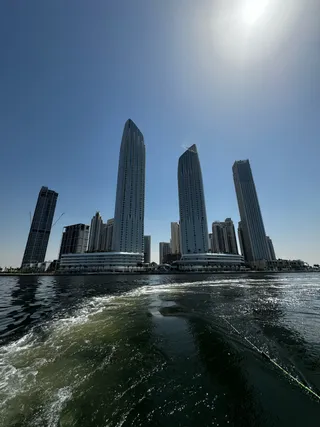 Wake Me Dubai - Wakesurf and Wakeboard
