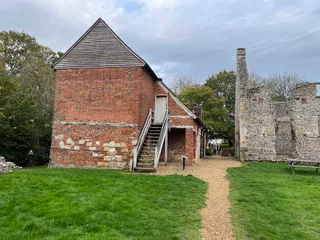 Bishop's Waltham Palace