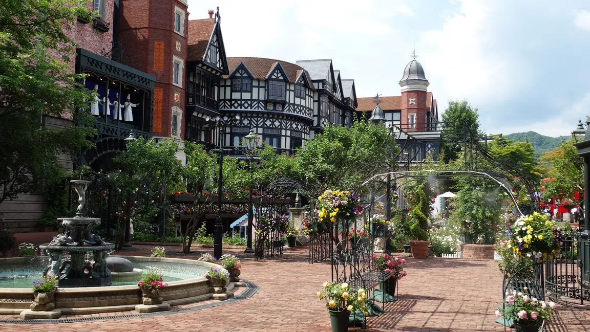 Shiroi Koibito Park