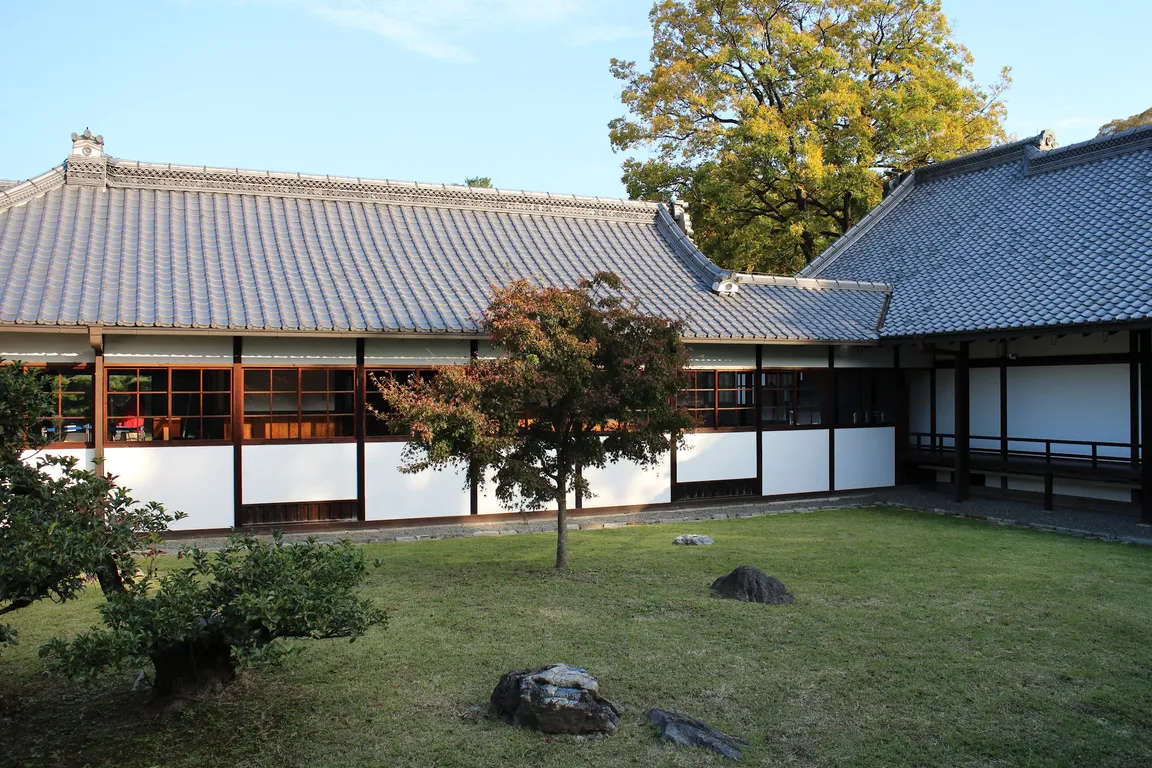 Remains of the Kan-in-no-miya Residence