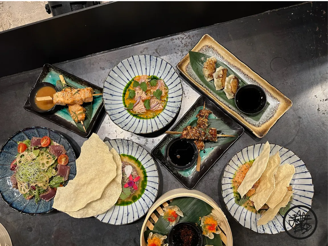Drzewo Wiśni - Sushi and Asian Restaurant