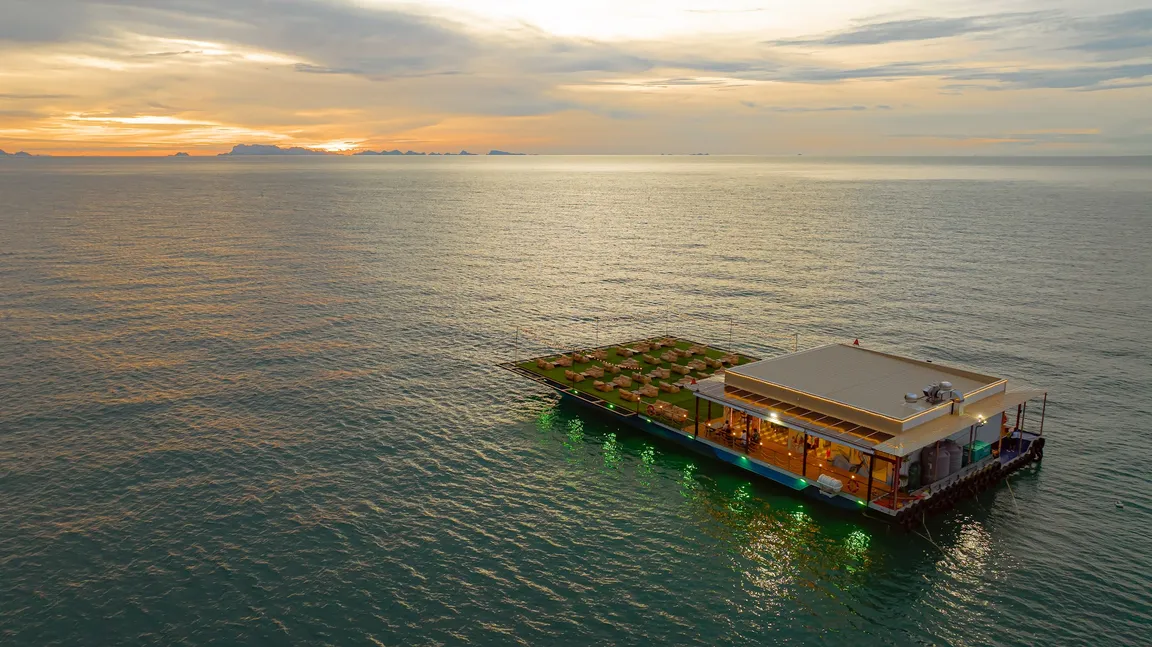 ISUMA SAMUI Floating Club