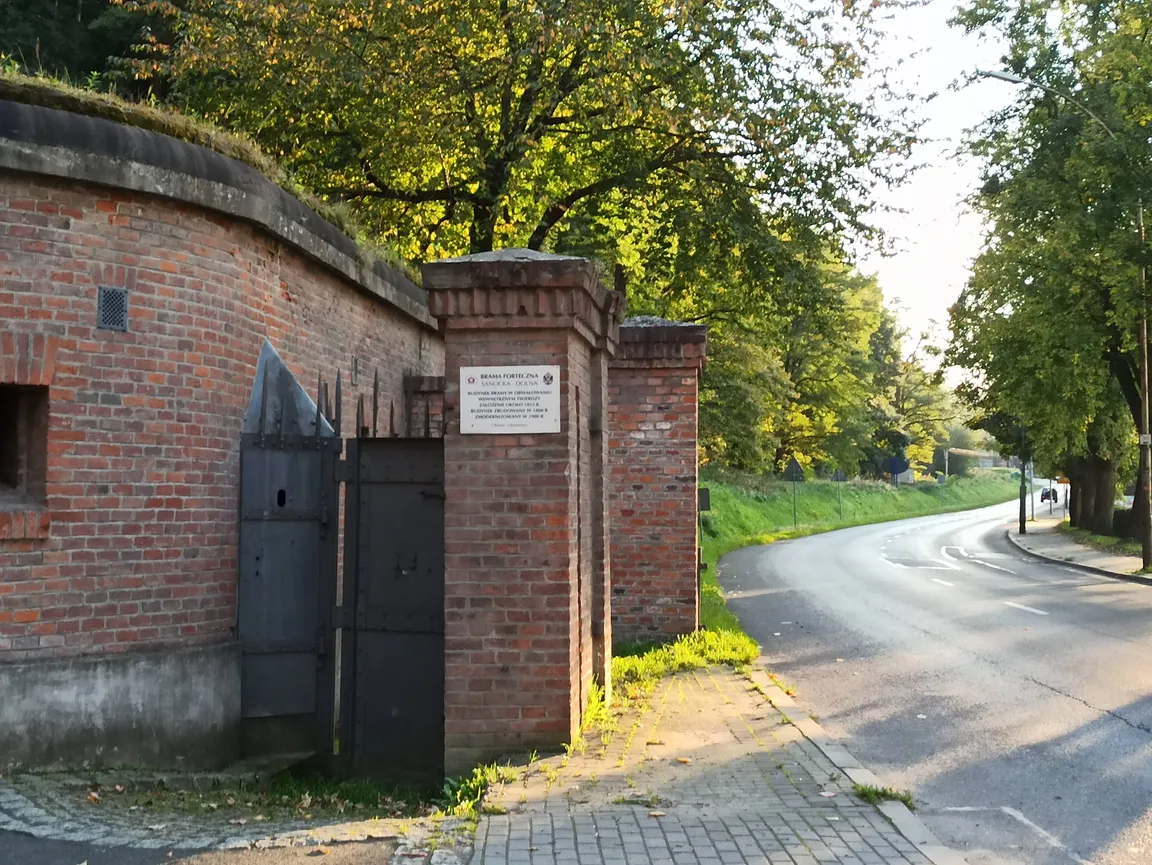 Twierdza Przemyśl - Brama Sanocka Dolna