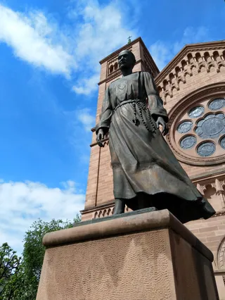 Statue de Charles de Foucauld