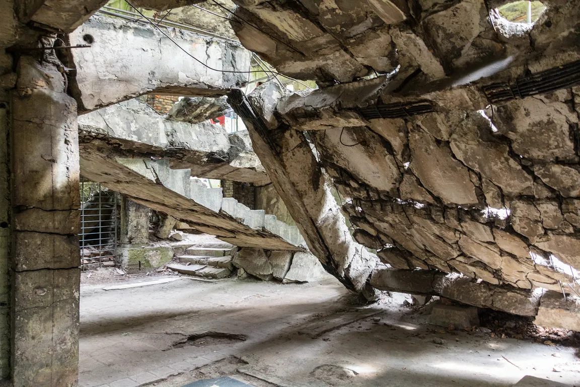 Westerplatte ruiny Nowych Koszar