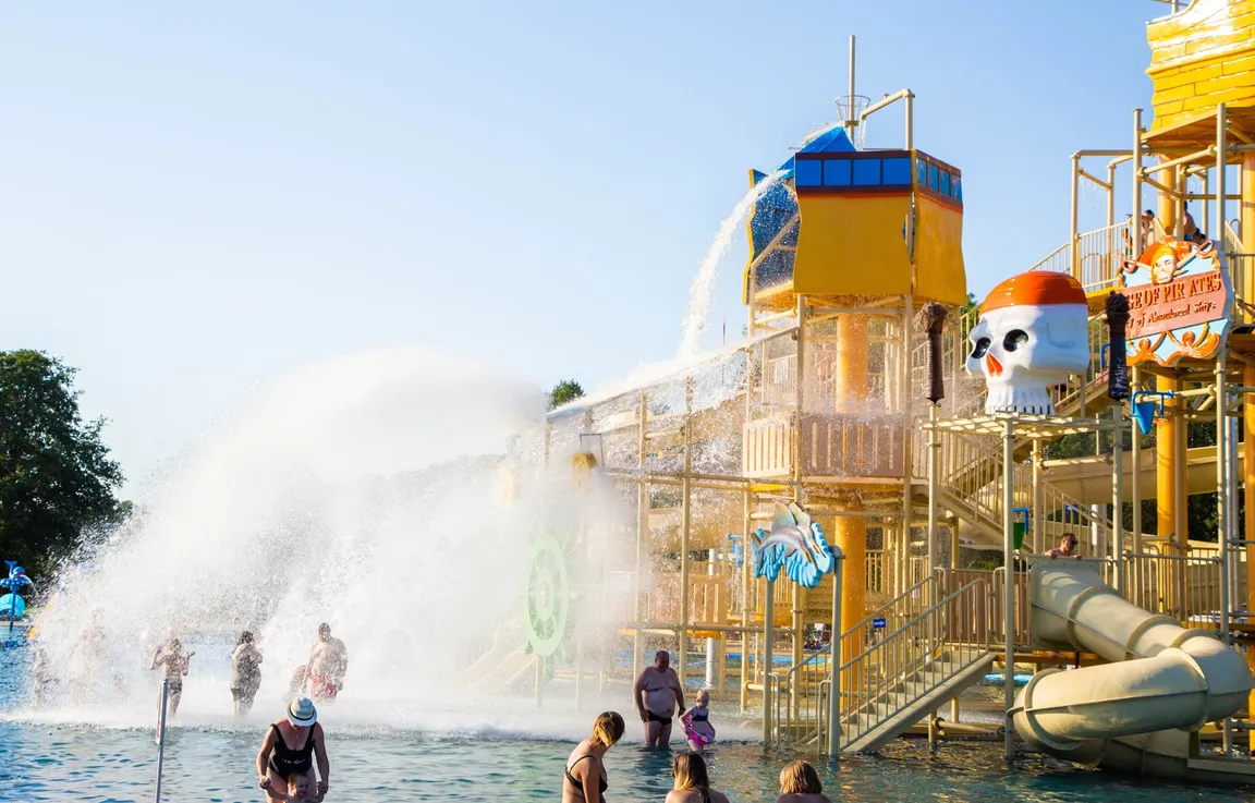 Park wodny (Aqua park) Zalesie Górne