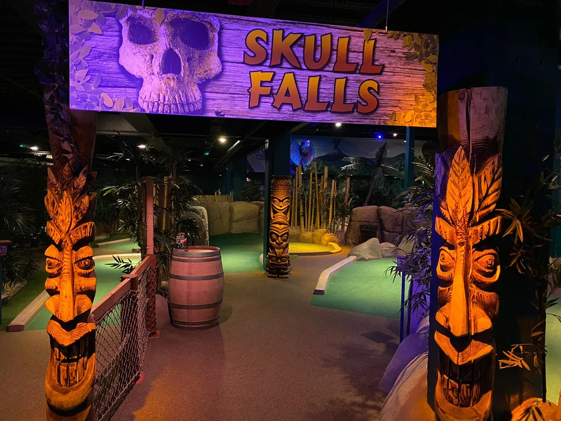 Volcano Falls Adventure Golf, Fountain Park