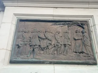 Statue of John Hampden