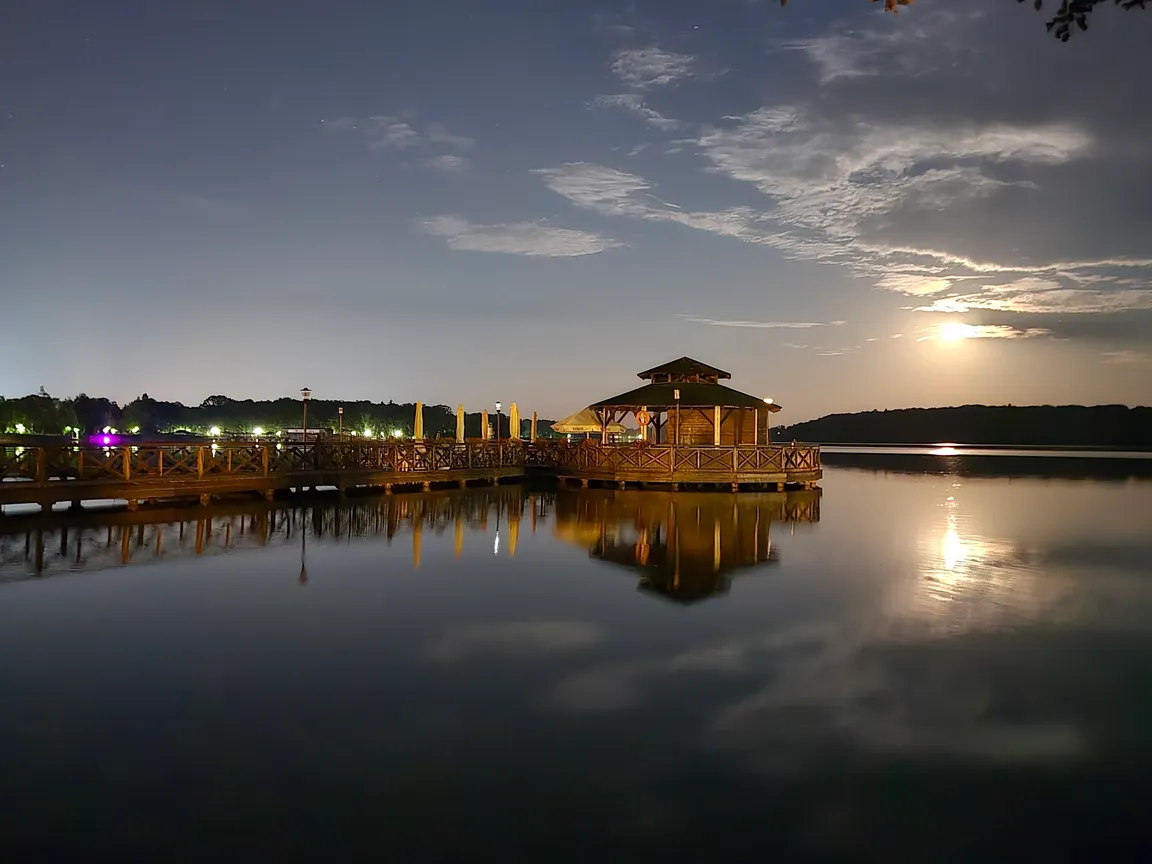 Pomost widokowy-cumowniczy "Centrum"