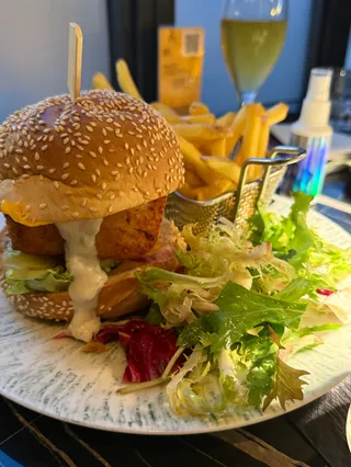 L'Apostrophe Restaurant