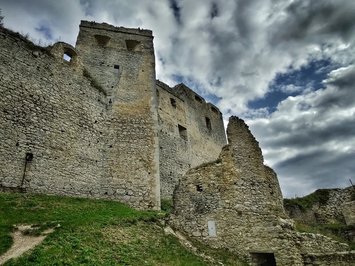 Zamek Lietava