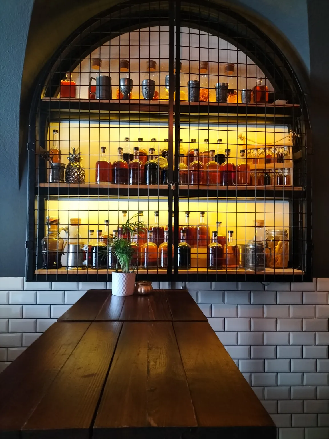 Klar Cocktail Bar & Pizza,