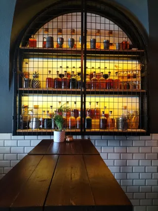 Klar Cocktail Bar & Pizza,