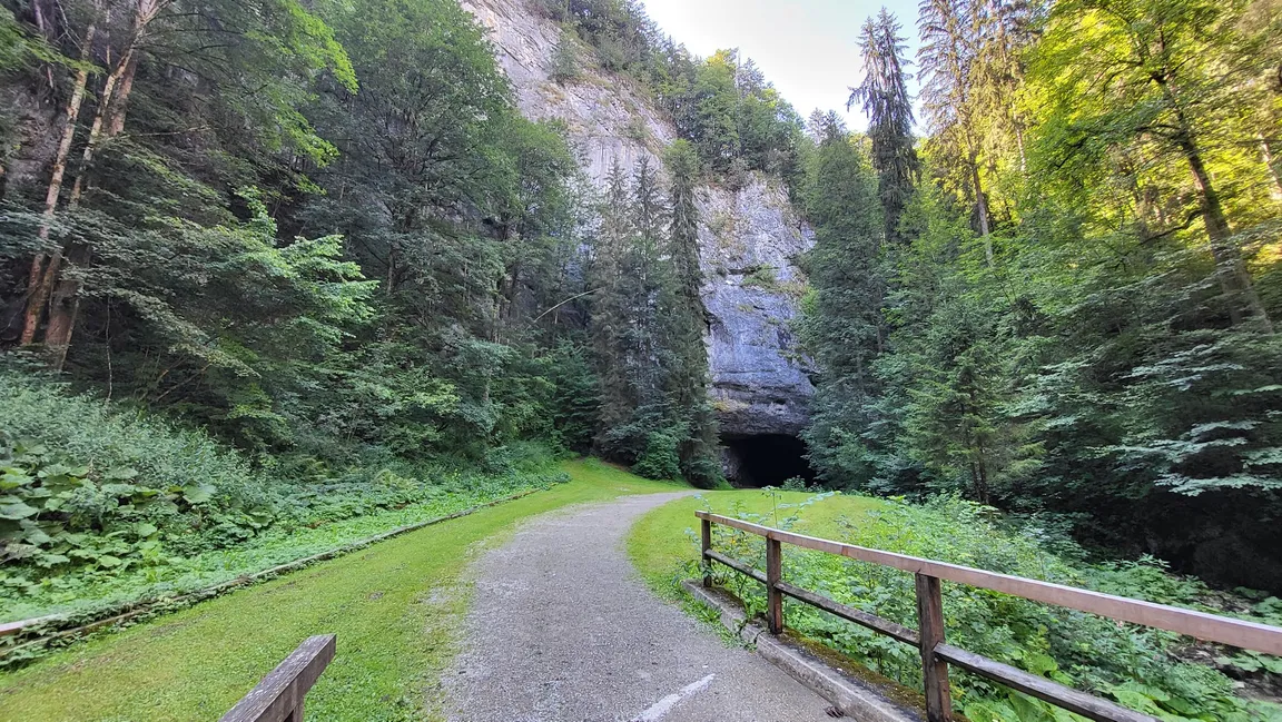Lurgrotte