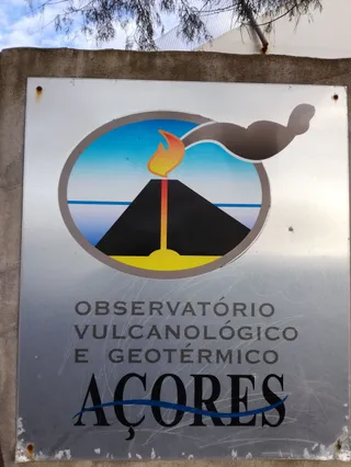 Observatório Vulcanológico e Geotérmico dos Açores