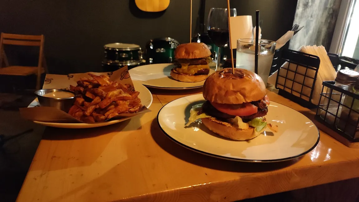 The Holy Smokes BAR-B-Q BREWPUB & BURGERS