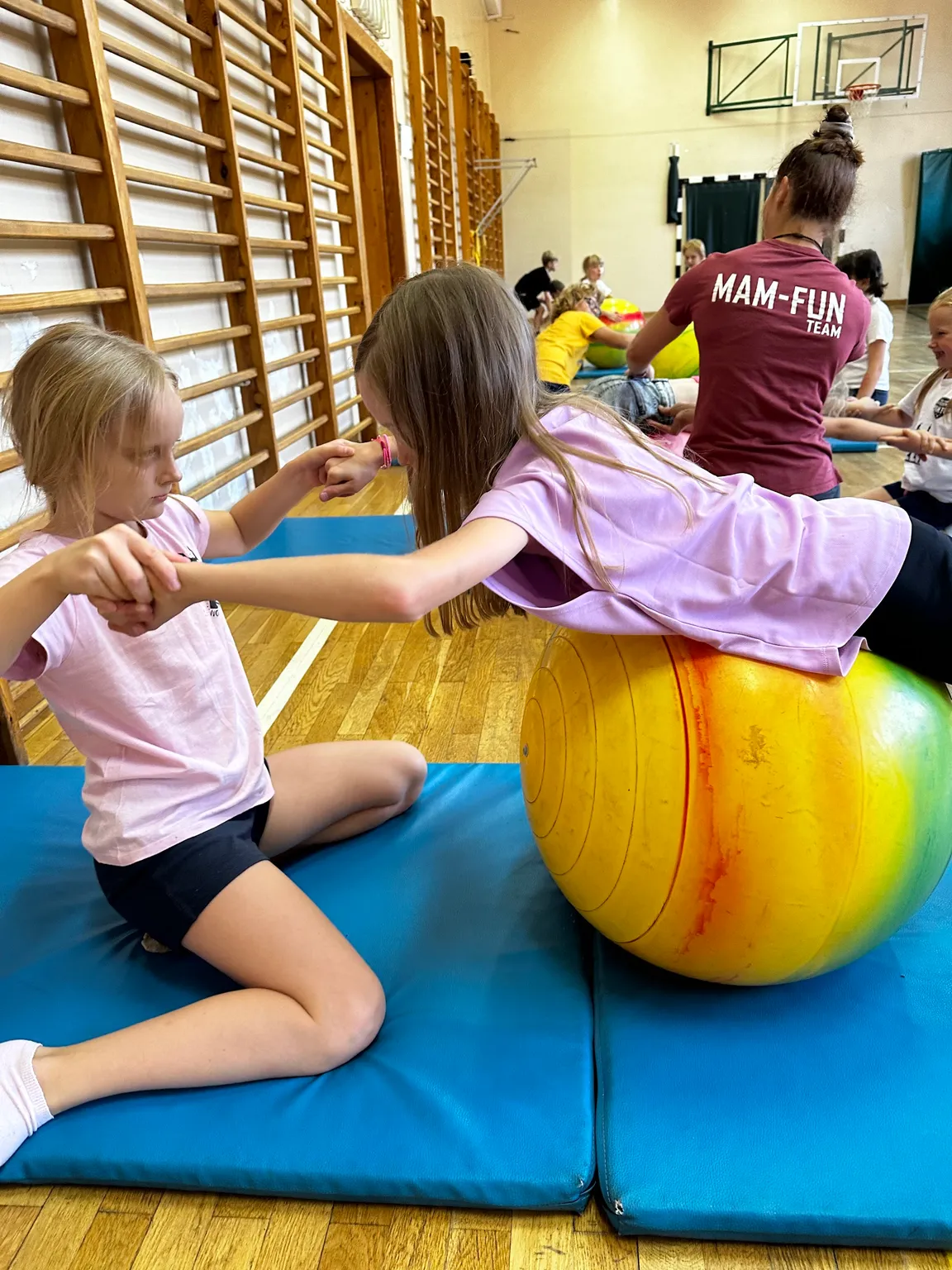 Akademia Sportu "MAM FUN"