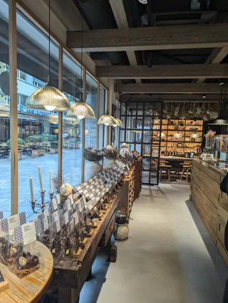 Max Chocolatier Event & Design Studio