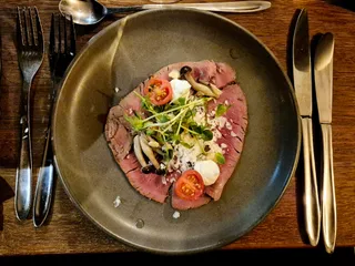 Restaurant Tight