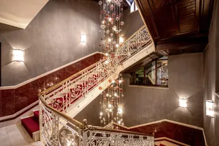 Grand Hotel