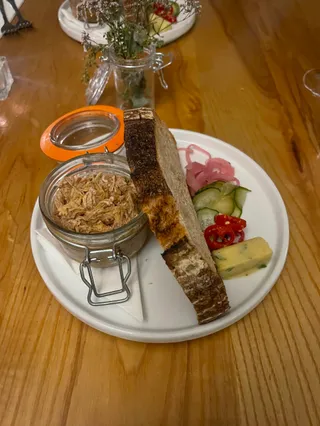 The Potted Pig