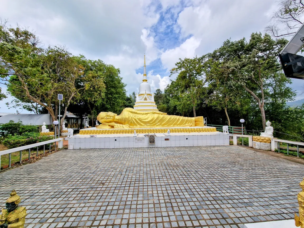 Laem Sor Pagoda แหลมสอ