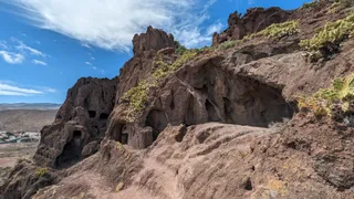 Cueva de Cuatro Puertas