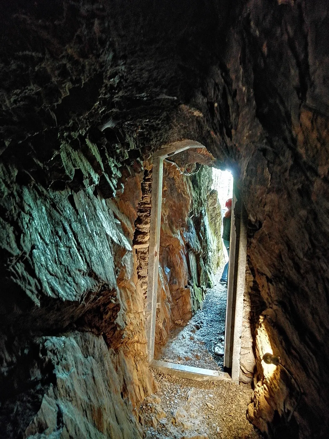 Podziemna trasa turystyczna "Kopalnia św. Jan" w Krobicy - Geopark