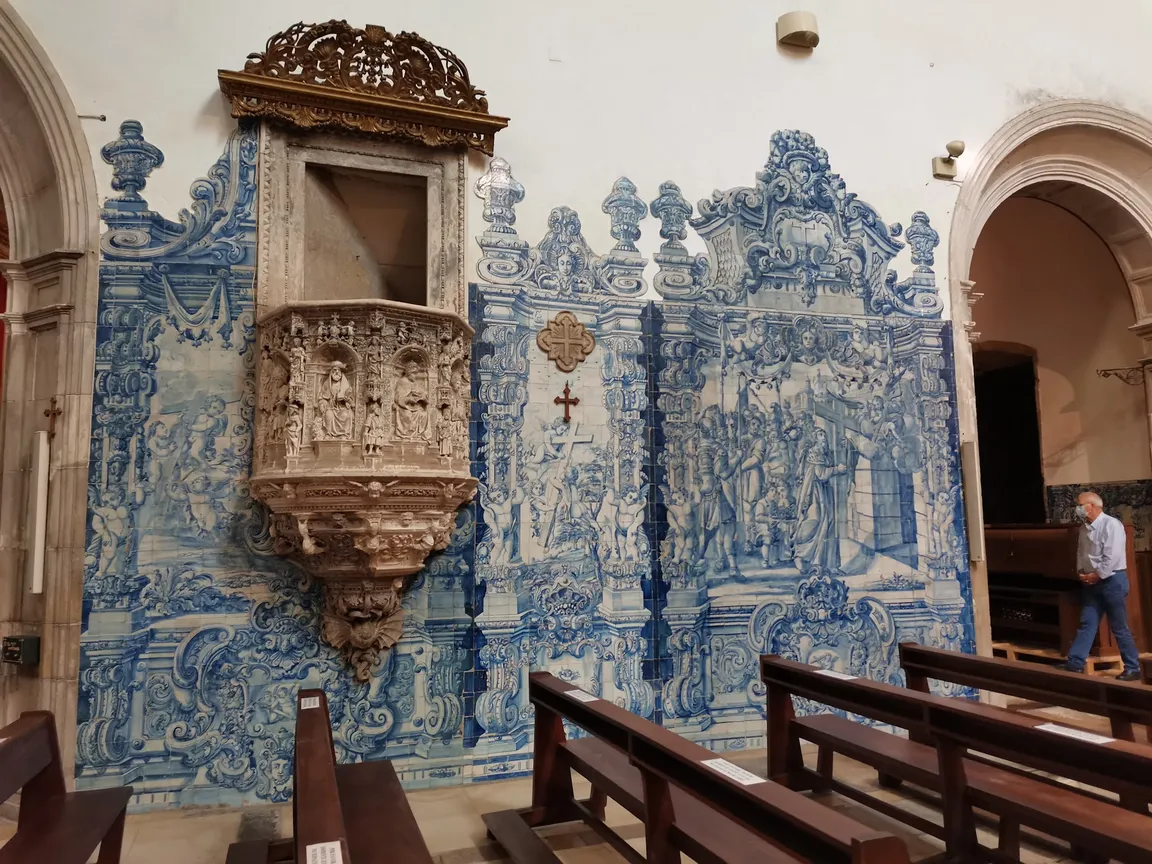 Santa Cruz Church