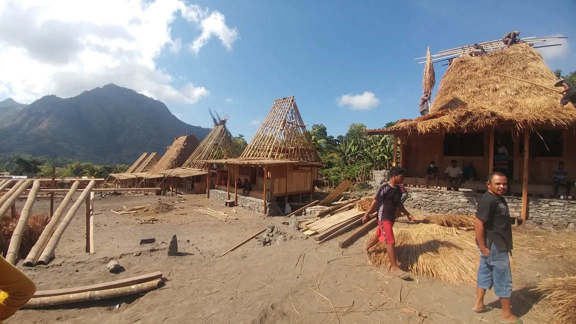 Kampung Adat Gurusina