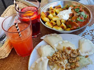 GOŚCINIEC Polskie Pierogi