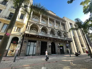 Constitution Plaza