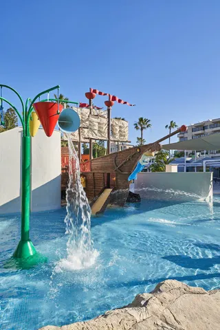 Atlantica Oasis Hotel