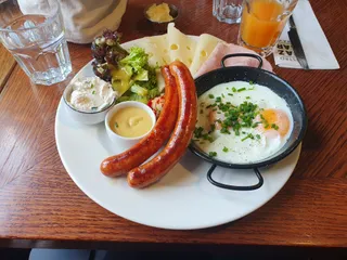 Bazaar Bistro