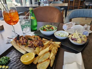 Deloubak Bar n’ Bites