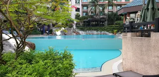 Paradox Singapore Merchant Court