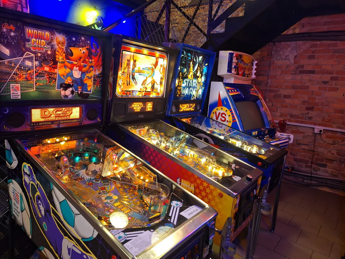 Interaktywne Muzeum Flipperów "Pinball Station"