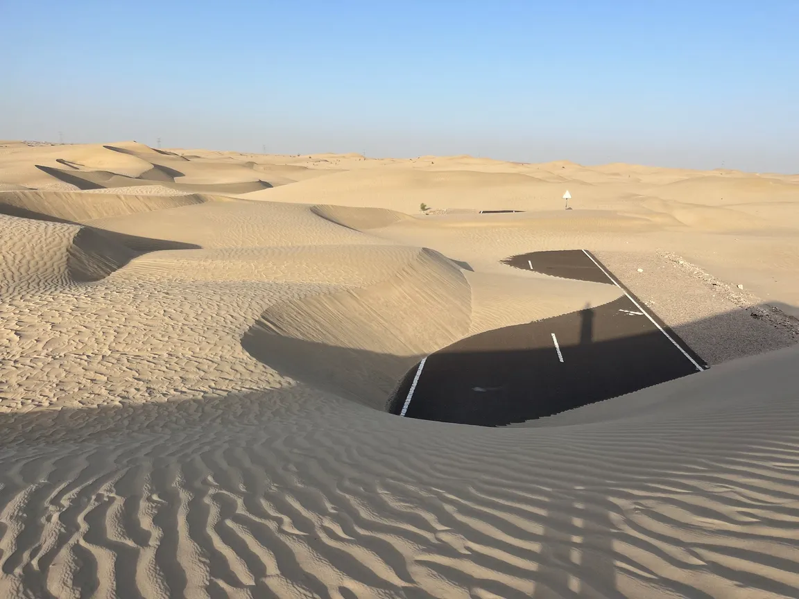 Abu Dhabi Desert Road