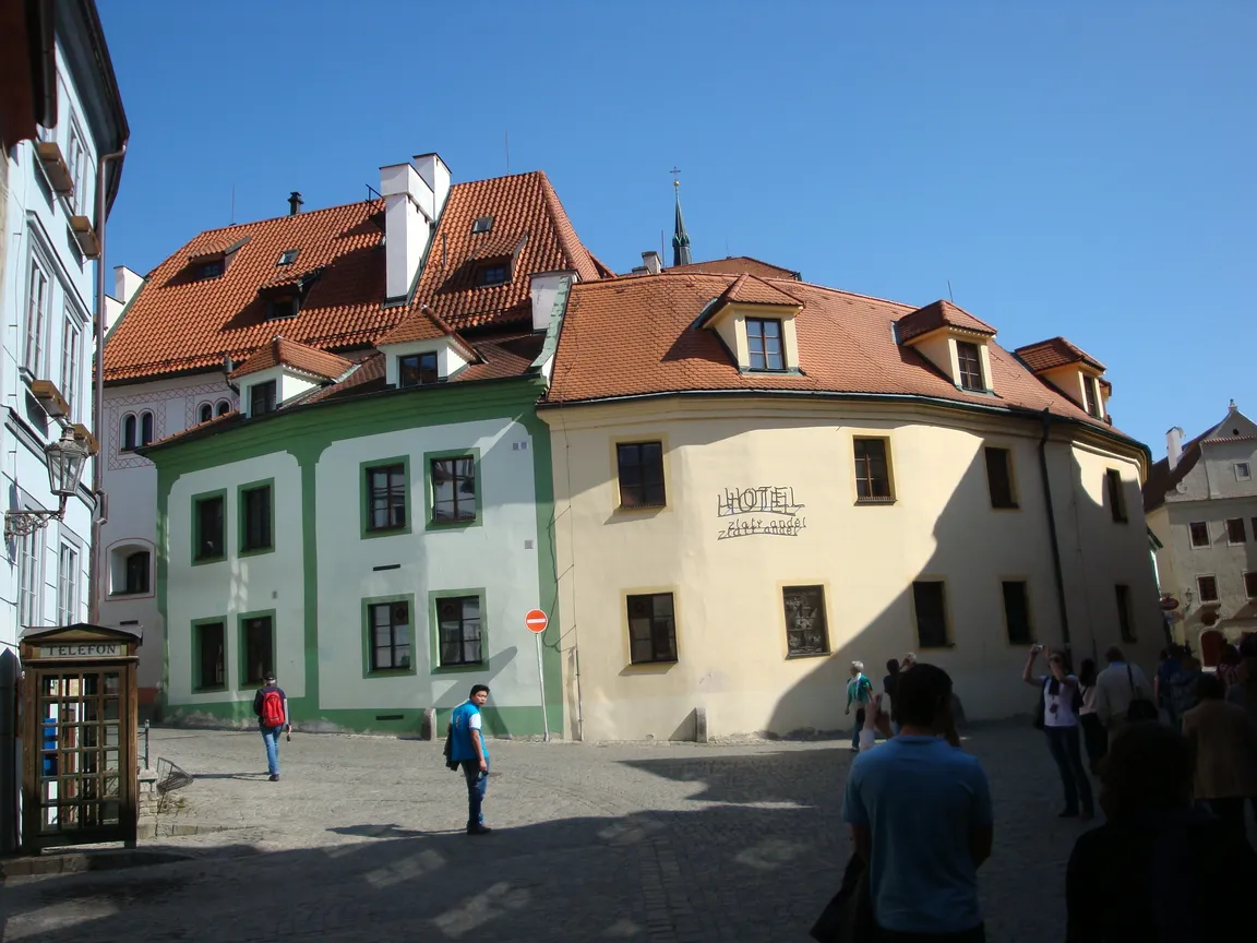 Fountain and Plague Column