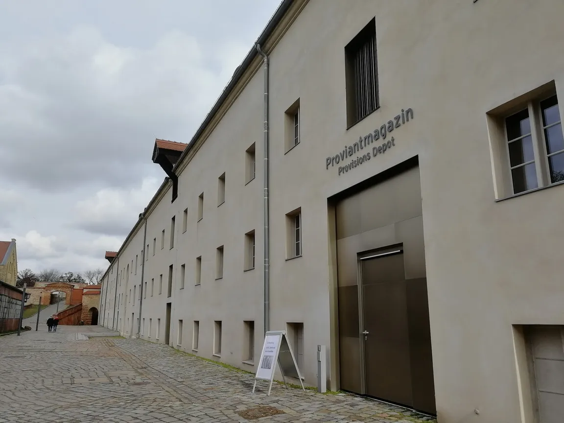 Unveiled, Berlin and its monuments
