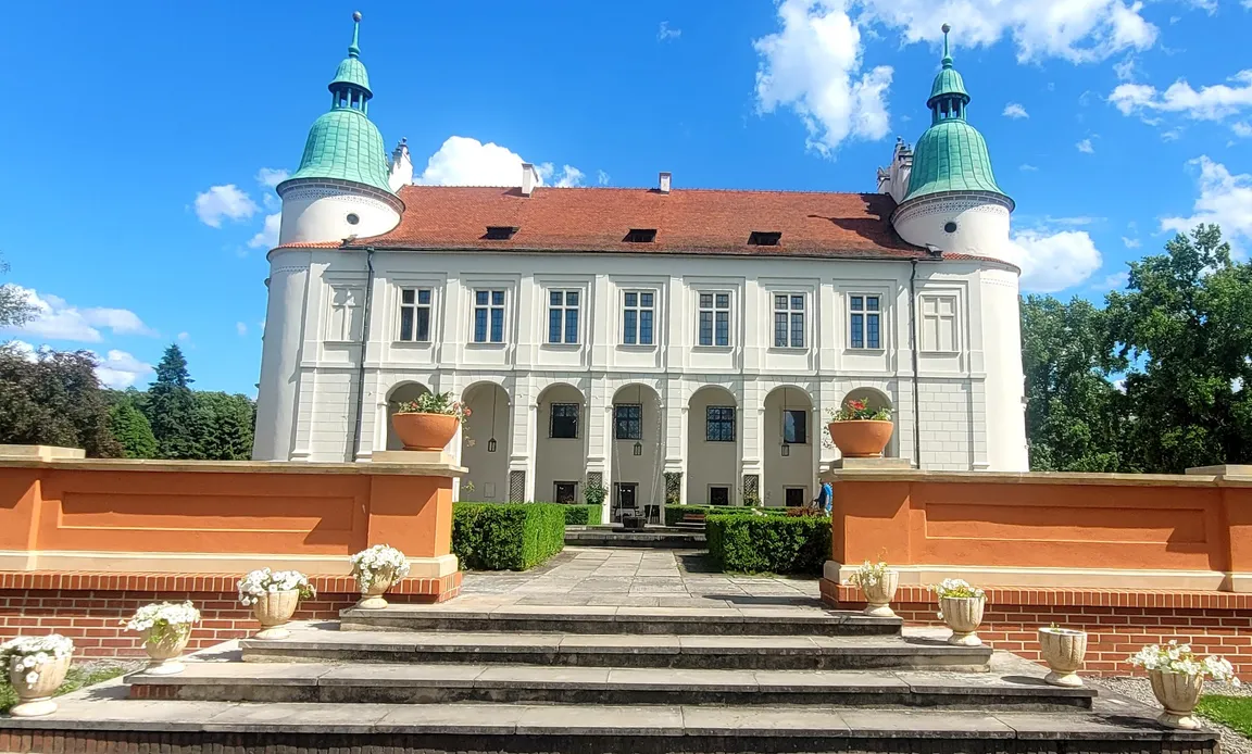 Baranów Sandomierski. Zespół pałacowo - parkowy