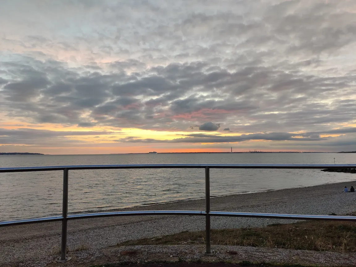 Lee on the Solent beach